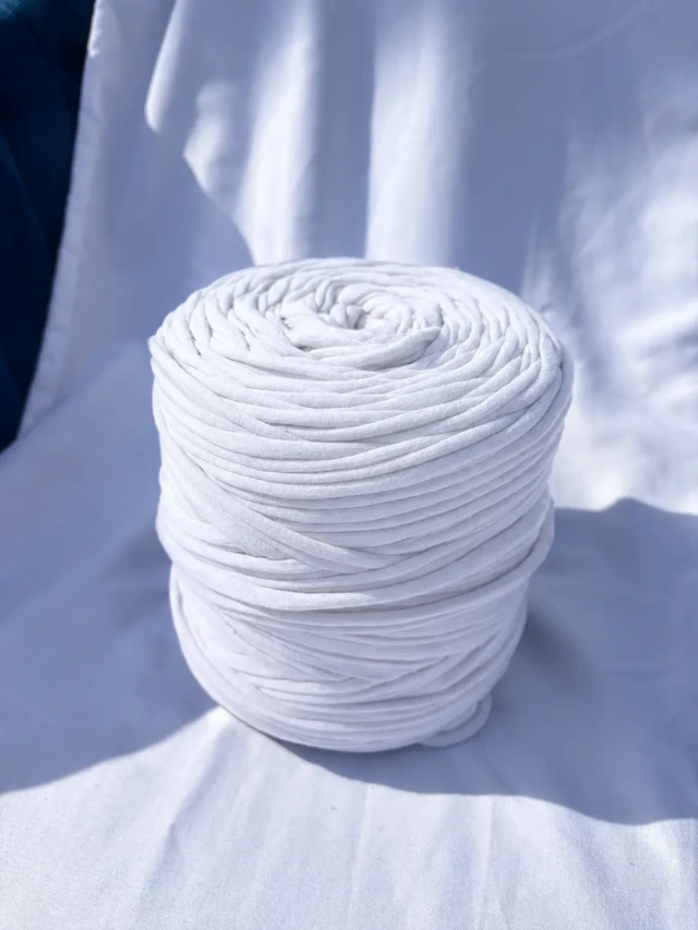 Garnfarbe White